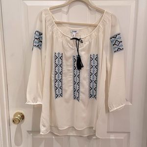 Old Navy embroidered blouse